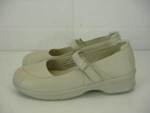 womens wide mary jane shoes