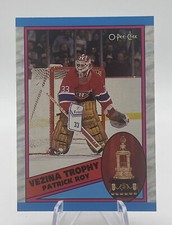 1989-90 OPC HOCKEY #322 PATRICK ROY VEZINA TROPHY Centered O-Pee-Cher HOF 🥅🔥