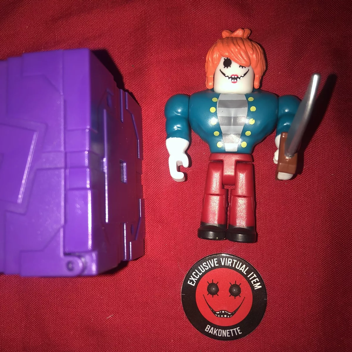 Roblox Series 11 Bakon Bakonette Face *CODE ONLY MESSAGED* Virtual Item