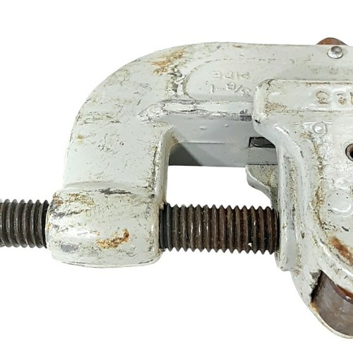 Superior Tool 36878 ST-2000 Tubing & Pipe Cutter - Picture 6 of 10