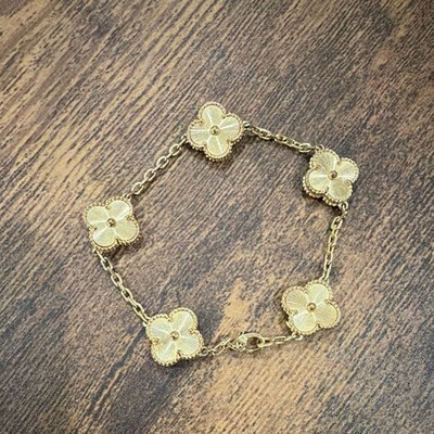 Van Cleef & Arpels  Vintage Alhambra bracelet, 5 motifs 