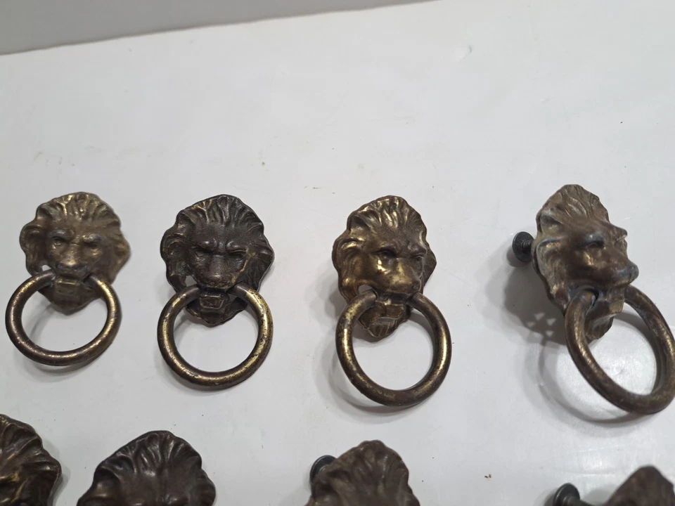 Lote De 9 Cabeza De León De Colección con Anillo Cajón Tiradores Gabinete, Herrajes De Pecho Foto 3 de 4