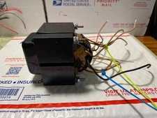 VINTAGE TUBE RADIO POWER TRANSFORMER TO MAKE A GUITAR TUBE AMPLIFIER.