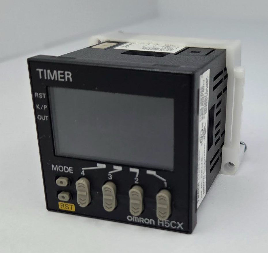 Omron H5CX-AD Digital Timer 12-24VDC 24VAC Multifunction 1/16 DIN