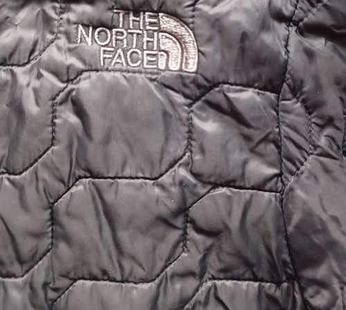 THE NORTH FACE Boy's Thermoball Full Zip Jacket Black Size M 10/12 - Picture 3 of 8