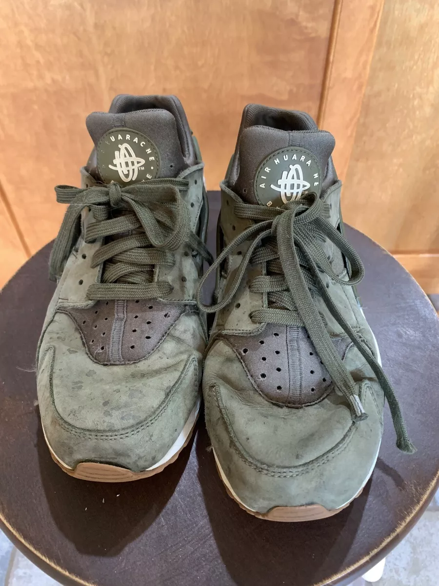 Nike Air Men s Size 10.Huarache Athletic Shoes Olive 318429 201
