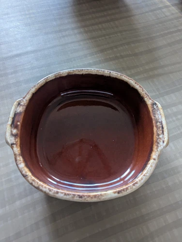 Hull Brown Drip Baking Dish