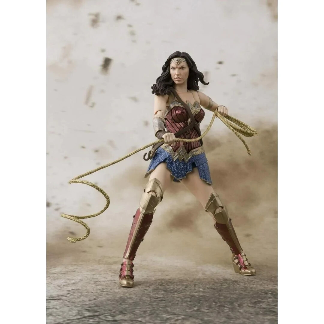 BANDAI S.H.FIGUARTS DC COMICS JUSTICE LEAGUE WONDER WOMAN FIGURE