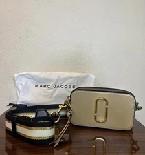 Marc Jacobs Snapshot Crossbody Bag