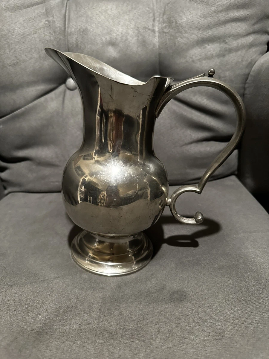 Les Etains du Manoir Pewter Pitcher Titre Legal Paris France