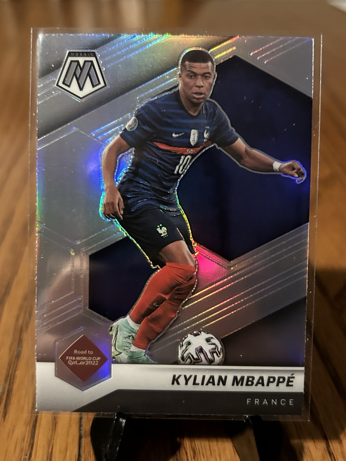 2021-22 Panini Mosaic FIFA Road to World Cup - Kylian Mbappe #6 Silver Prizm.