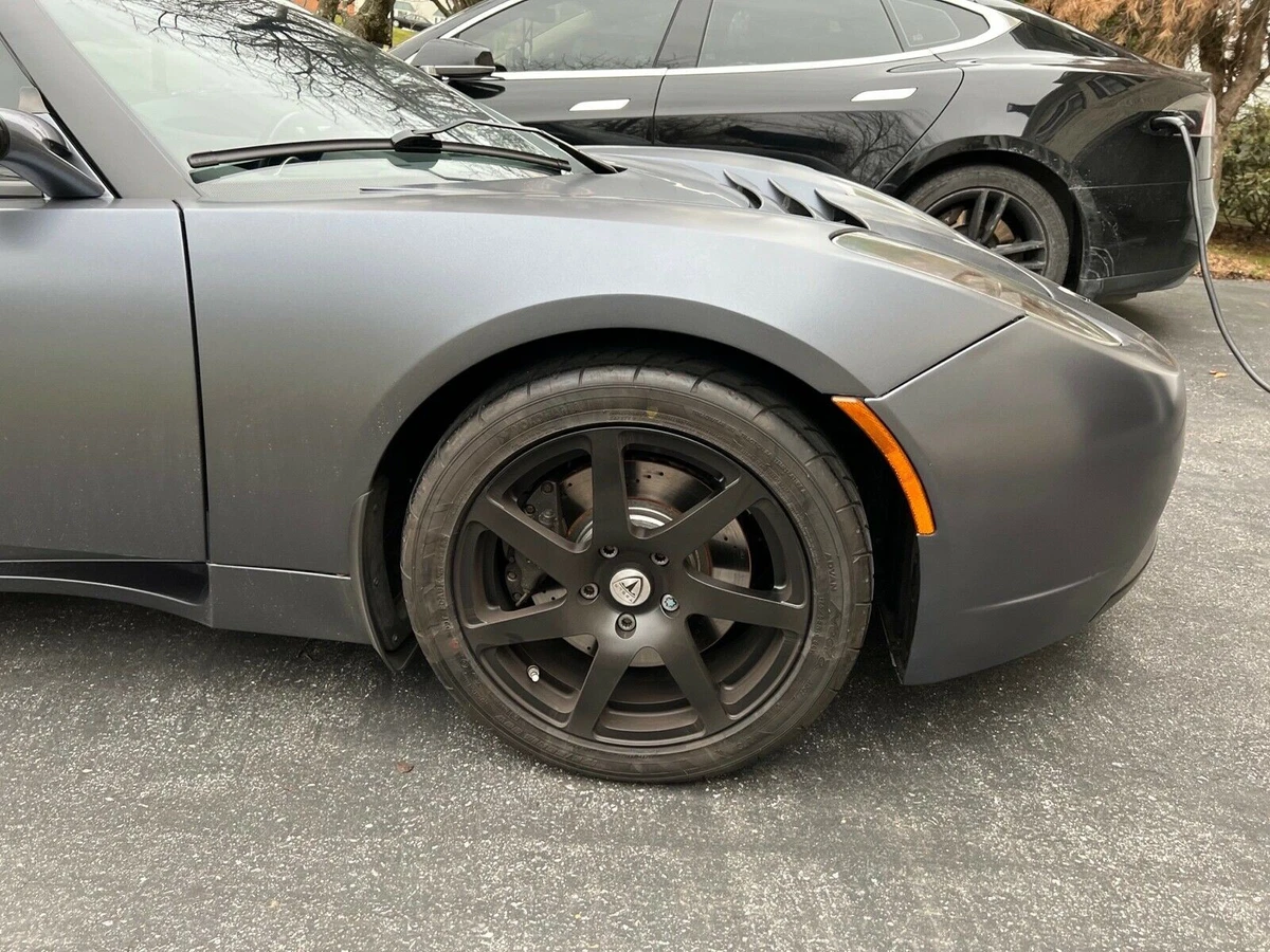 Click photo thumbnail to view