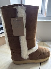 Bearpaw Sheepskin Boots Size 6 UK NEW