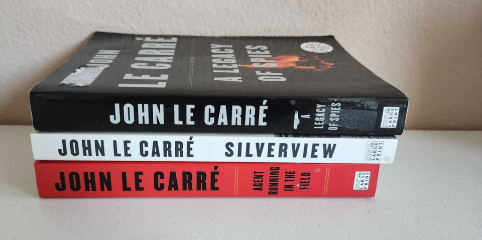 John le Carré, 3 LARGE PRINT  lot, softcover: Silverview, Agent Running, Legacy  - Image 3 of 4