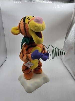 Vintage Pooh Tigger Telco Animated Christmas Display  Figure 1996  Untested Asis