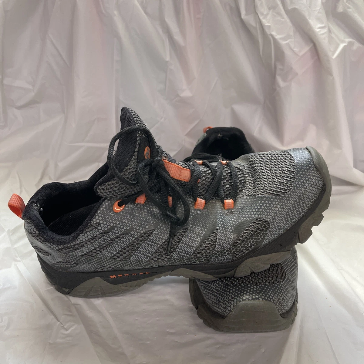 Merrell moab hotsell edge 2 monument