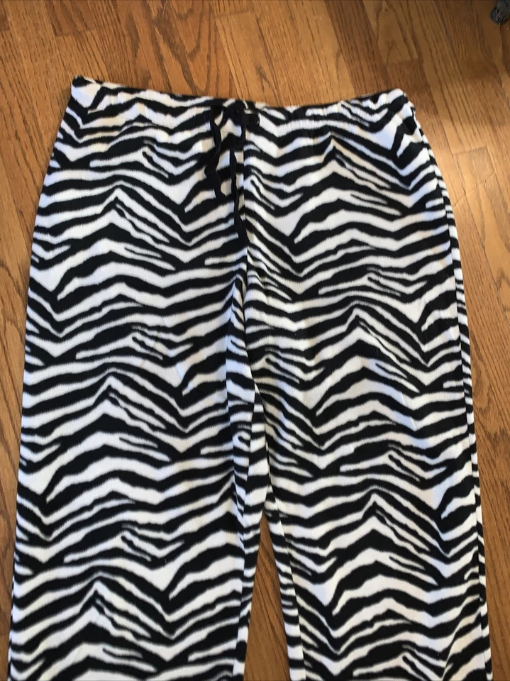 Pantalones de salón de pijama con estampado de cebra suave mantecoso polar FADED GLORY talla XL 16 18 Foto 3 de 4
