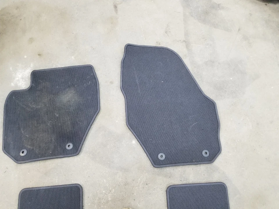 Juego de alfombrillas Volvo S60 2011 Foto 3 de 4