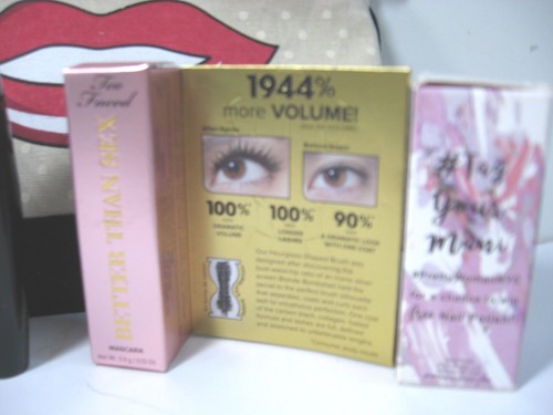 8 Piece Make up & Beauty Travel Sizes Set- with Bag! Eye Shadow + More #3 - Bild 2 von 4