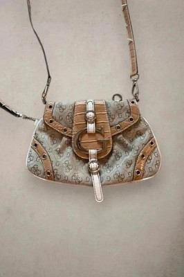 Guess Handtasche Vintage Monogram G Beige Camel Logo Schnalle Y2K 2000s