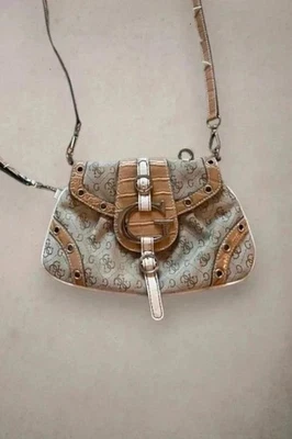 Sac à main Guess Vintage Monogram G Beige Camel Boucle Logo Y2K 2000s - Photo 1/4