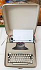 1961 Royal Heritage Portable Manual Typewriter w/ Tweed Case – Tested Works