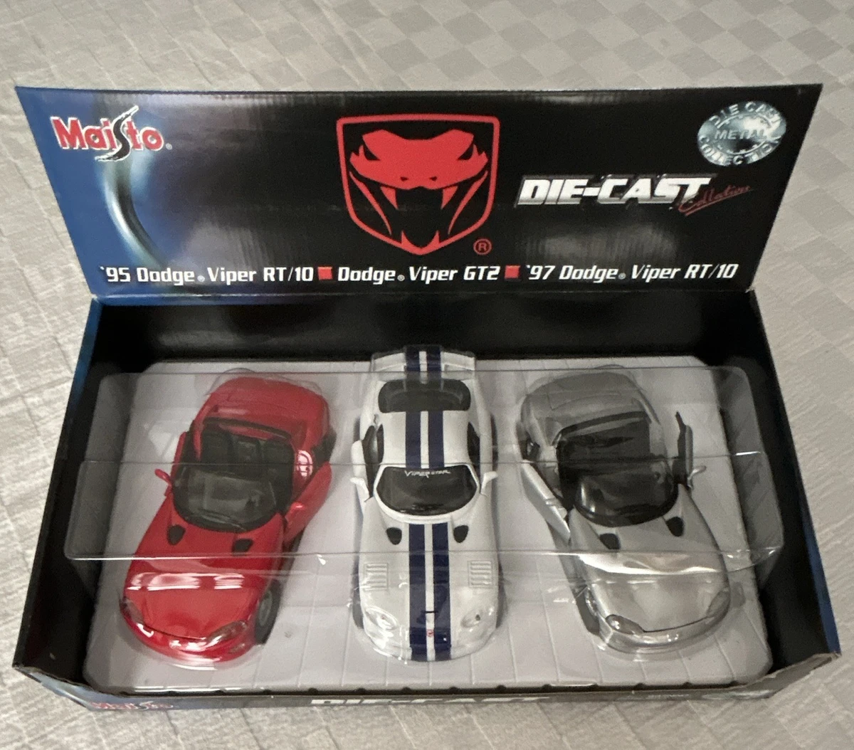 Maisto Dodge Viper RT/10 Contemporary Manufacture Diecast Cars for