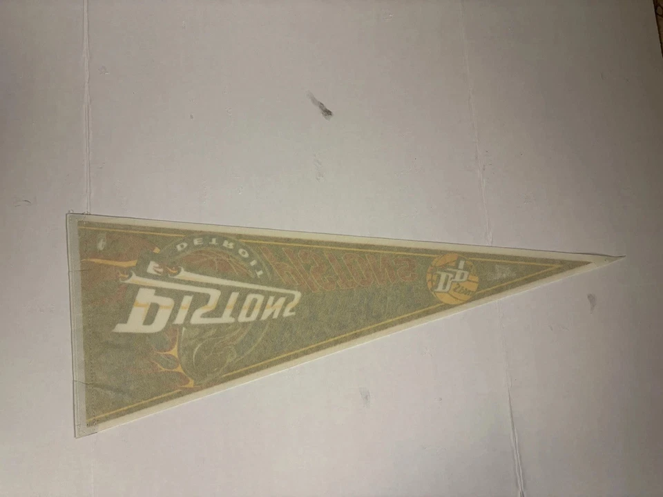 Banderín Detroit Pistons 1990 tamaño completo edición fieltro #4 Wincraft excelente estado Foto 2 de 3