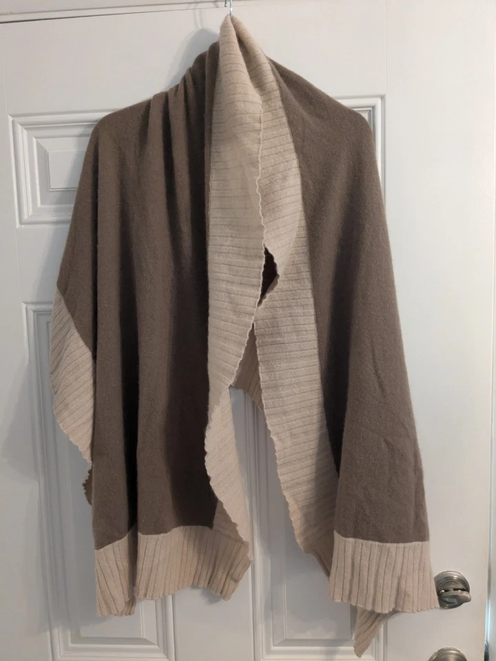 Nordstrom Envoltura Abierta 100% Cachemira Marrón Avena Borde OSFM Foto 2 de 4