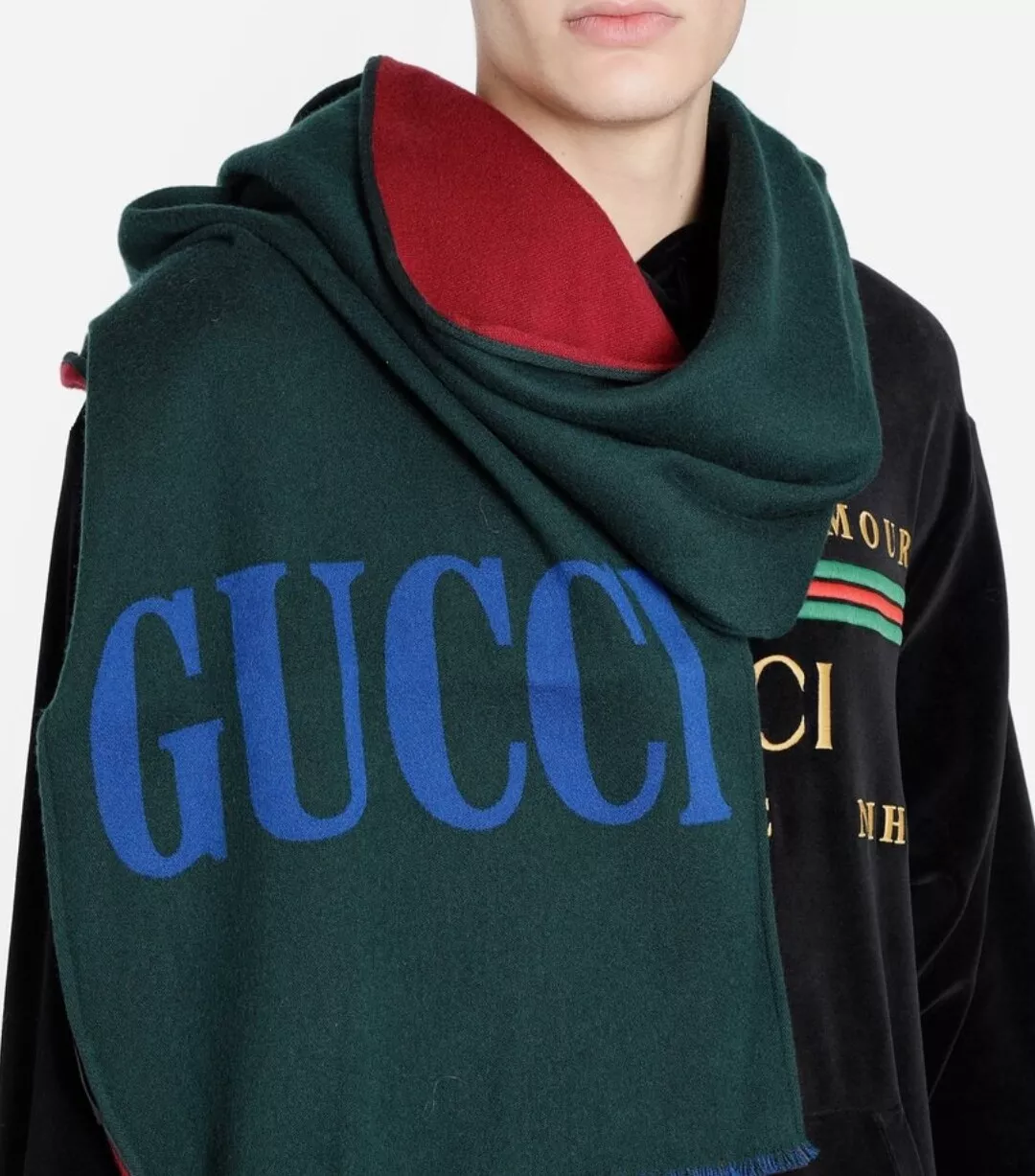 Écharpe longue homme Gucci en laine style 5255594G7444473