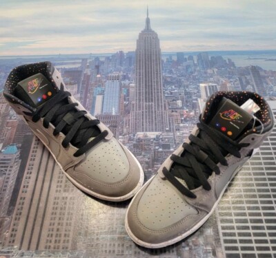 Nike Air Jordan 1 Mid Wings 2024 NYC Subway Gunsmoke GS Size 4.5Y FZ1209 001 New