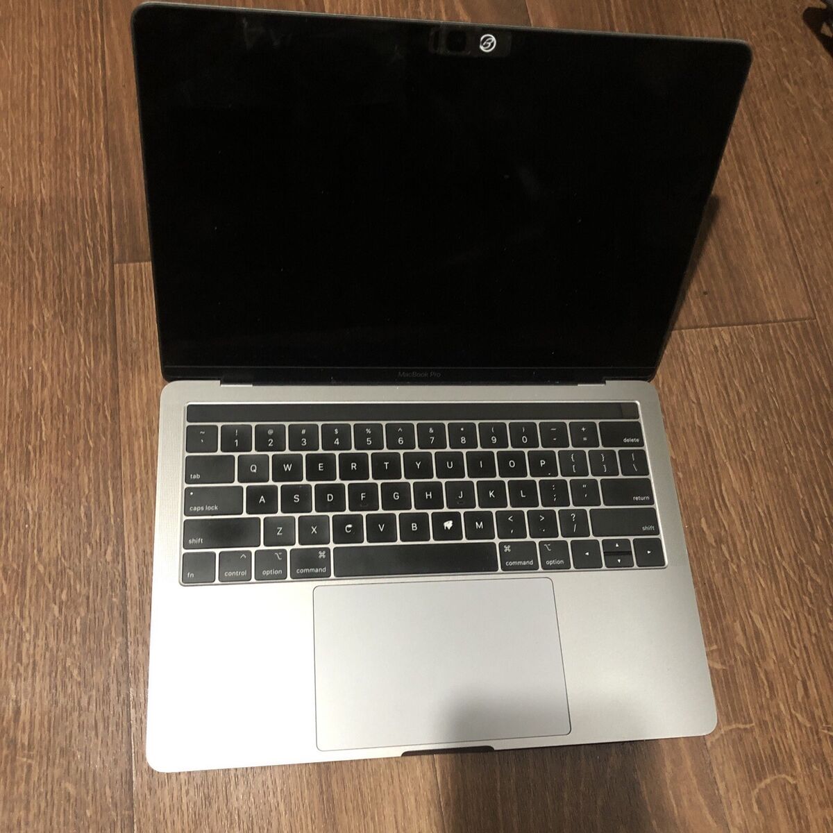 Apple MacBook Pro A1989 13” TouchBar Mid-2018 i5 2.3GHz 8GB Apple MacBook Pro A1989 13” TouchBar Mid-2018 i5 2.3GHz 8GB