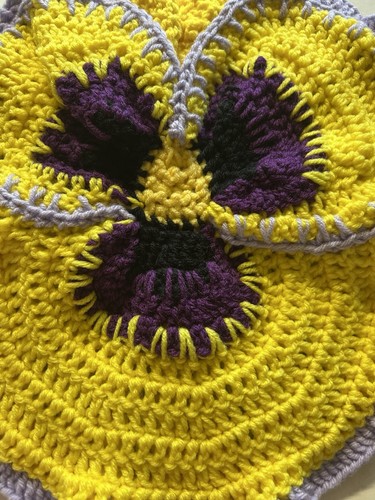 Yellow PANSY mini tote Handmade Crochet Clutch Purse bag Wristlet SKUMPSTITCH - Foto 2 di 8