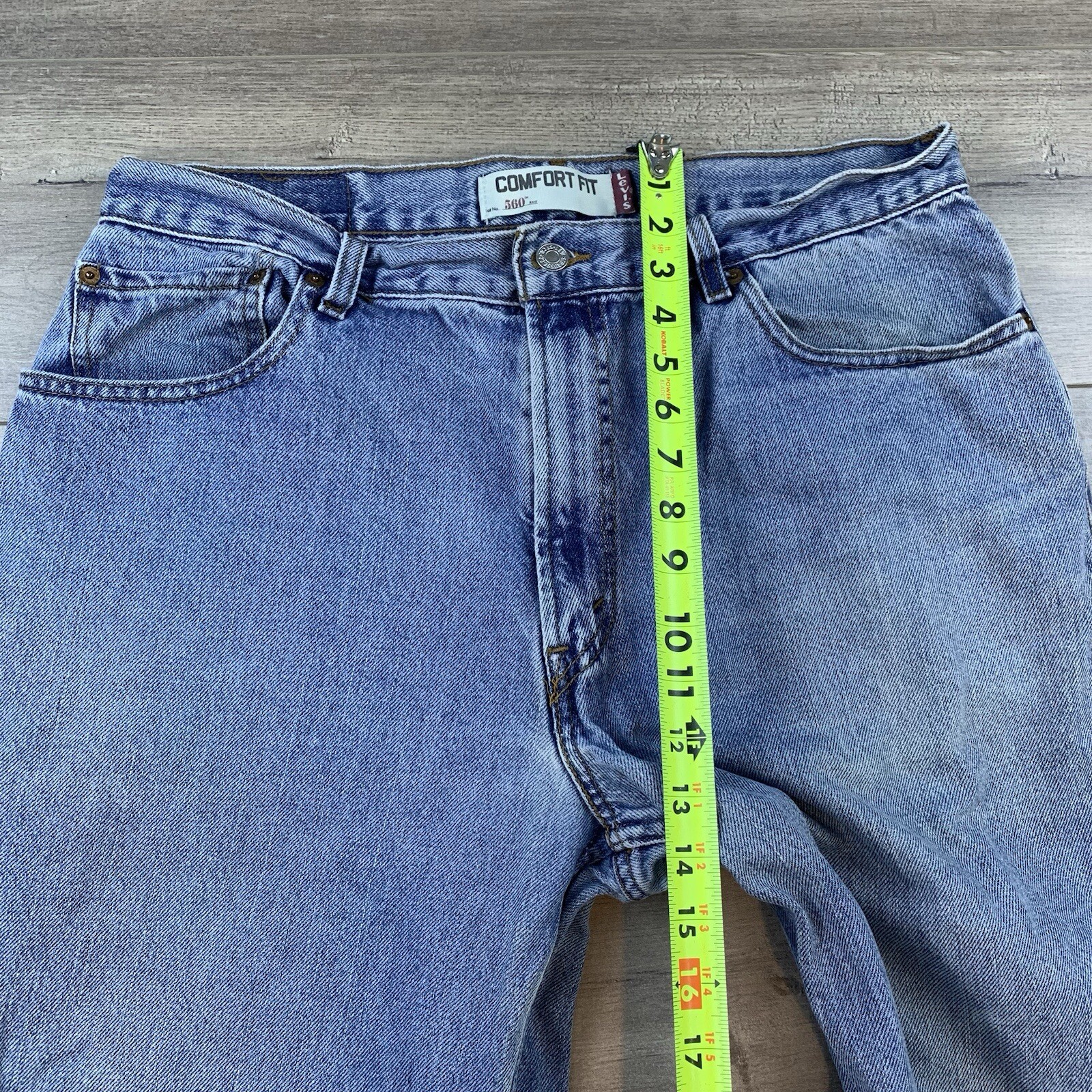 Levis 560 Jeans Mens Size 36 x 32 Comfort Fit Blue Light Wash Denim Vintage 90s thumbnail 12