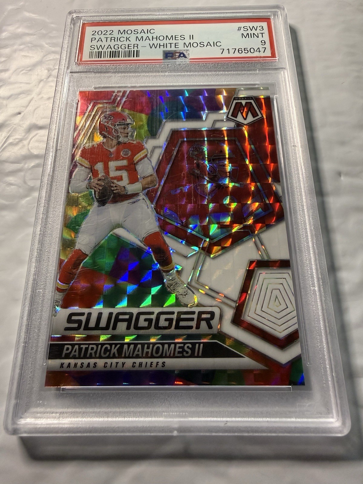 2022 Panini Mosaic Swagger White Mosaic Prizm /25 Patrick Mahomes II #SW3 PSA 9 view 2