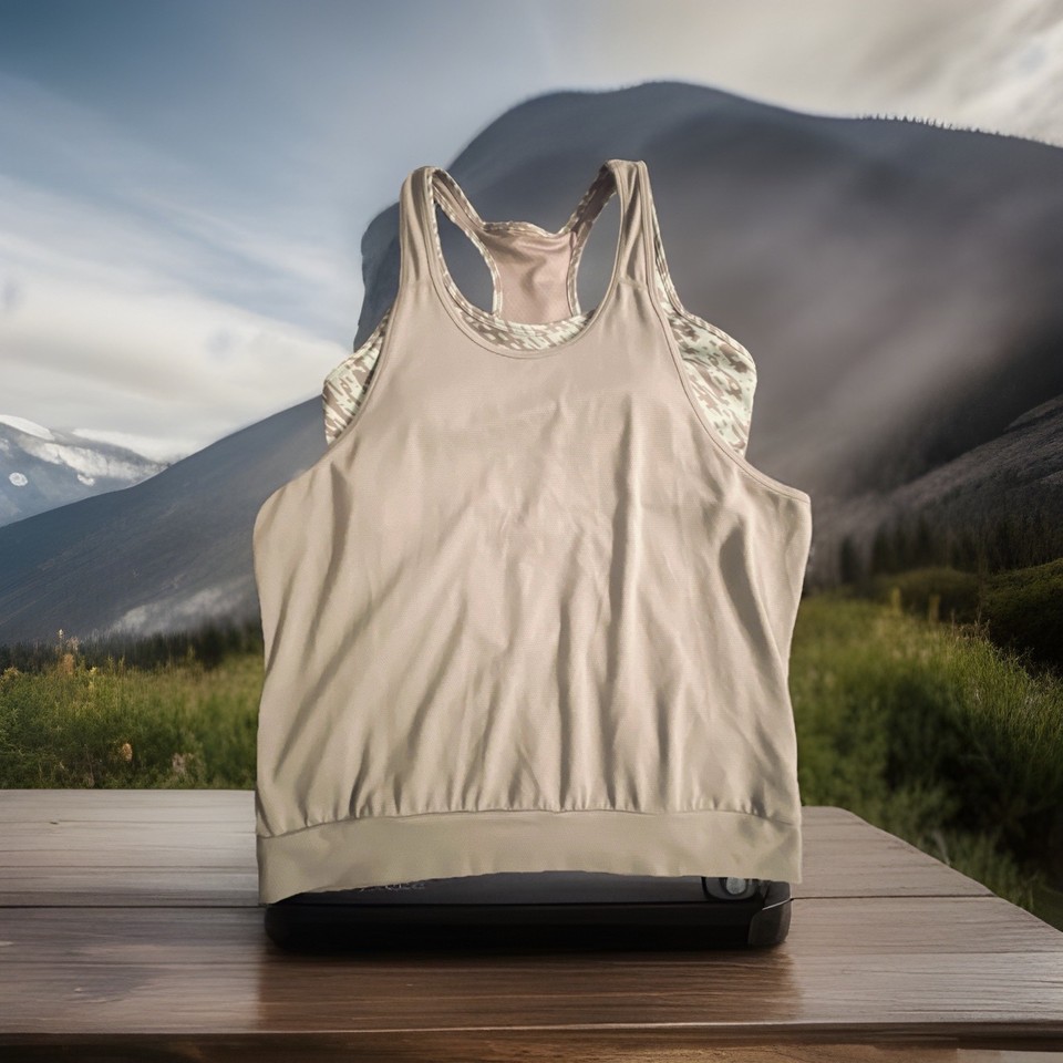 SZ MEDIUM 12 Sketchers Sports Gym Top