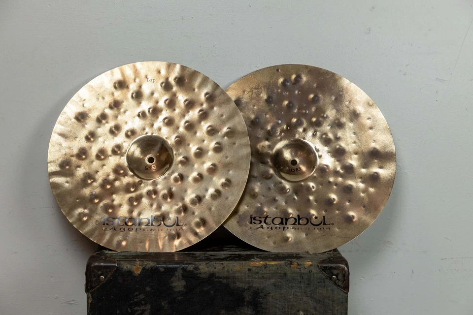 Platillos Istanbul Agop 15" Xist Dry Dark Brilliant Hi Hat 692g 1083g Foto 2 de 2