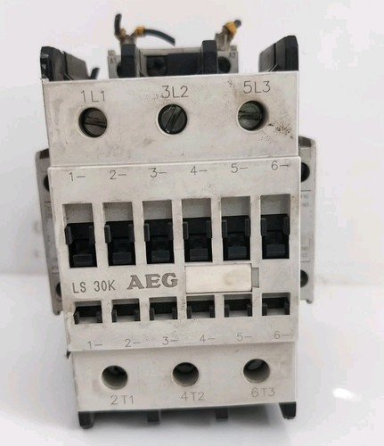 AEG LS 30K Contacteur 110 Amp HS.8K.11 E-Nr 910-304-560-00 - Photo 1 sur 16