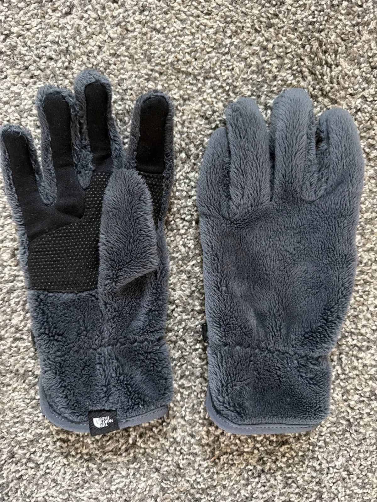 The North Face Osito Etip Gloves Women’s Size S Gray Touchscreen Fleece Winter