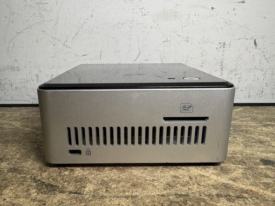 INTEL NUC5CPYH COMPACT MINI-PC HD CELERON N3050 4GB Ram 128 SSD - Image 4 of 4
