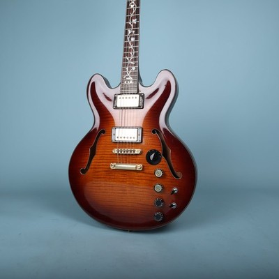 Vintage 1970s Electra MPC X810 Onboard Sunburst Japan Guitar