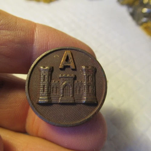 VINTAGE WW1 ? ERA US MILITARY TUNIC COLLAR DISC PIN COMPANY A ENGINEERS