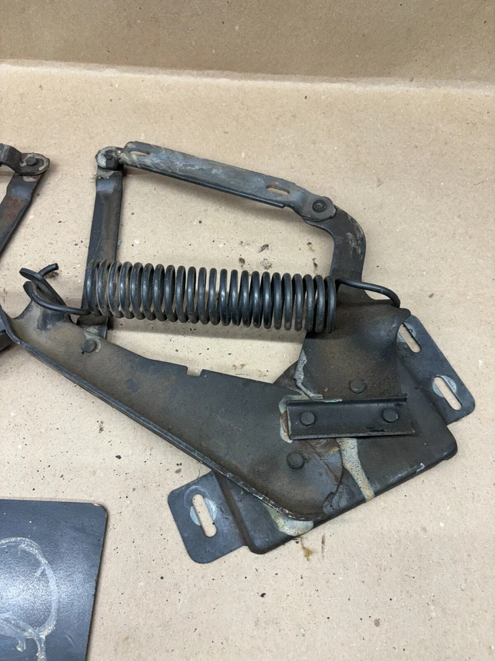1981 86 1987 DODGE D100 D150 RAMCHARGER D350 W100 W150 HOOD HINGE HINGES SET PAI - Image 4 of 4