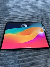 Apple iPad Pro 5th Gen. 256GB, Wi-Fi, 12.9in, Space Gray and ALL Accessories