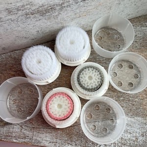 Lot of 4 Bella Beauty Replacements Facial Cleansing Brush Heads PARTS New 