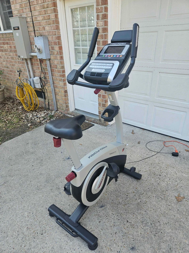 Bicicleta de exercício Pro-Form 14.0 EX - Imagem 4 de 4