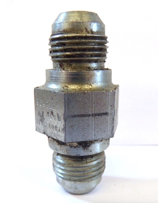 TUBE FITTING UNION, 8 HTX, 1/2