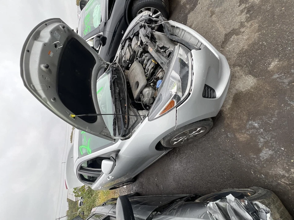 2019 KIA RIO Sun Visor Silver 646658 Used OEM Compatible Accent 18-22 Foto 3 de 4