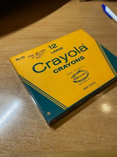 Vintage Crayola No 33 12 Large BLACK Crayons Black Wrappers Full Box