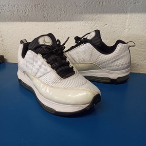 nike react element 87 light beige